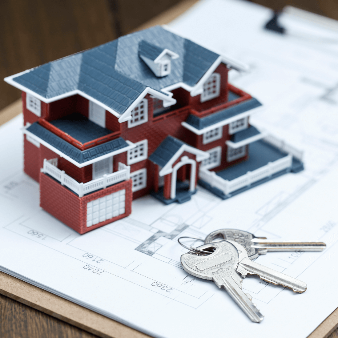 Real Estate & Leasing